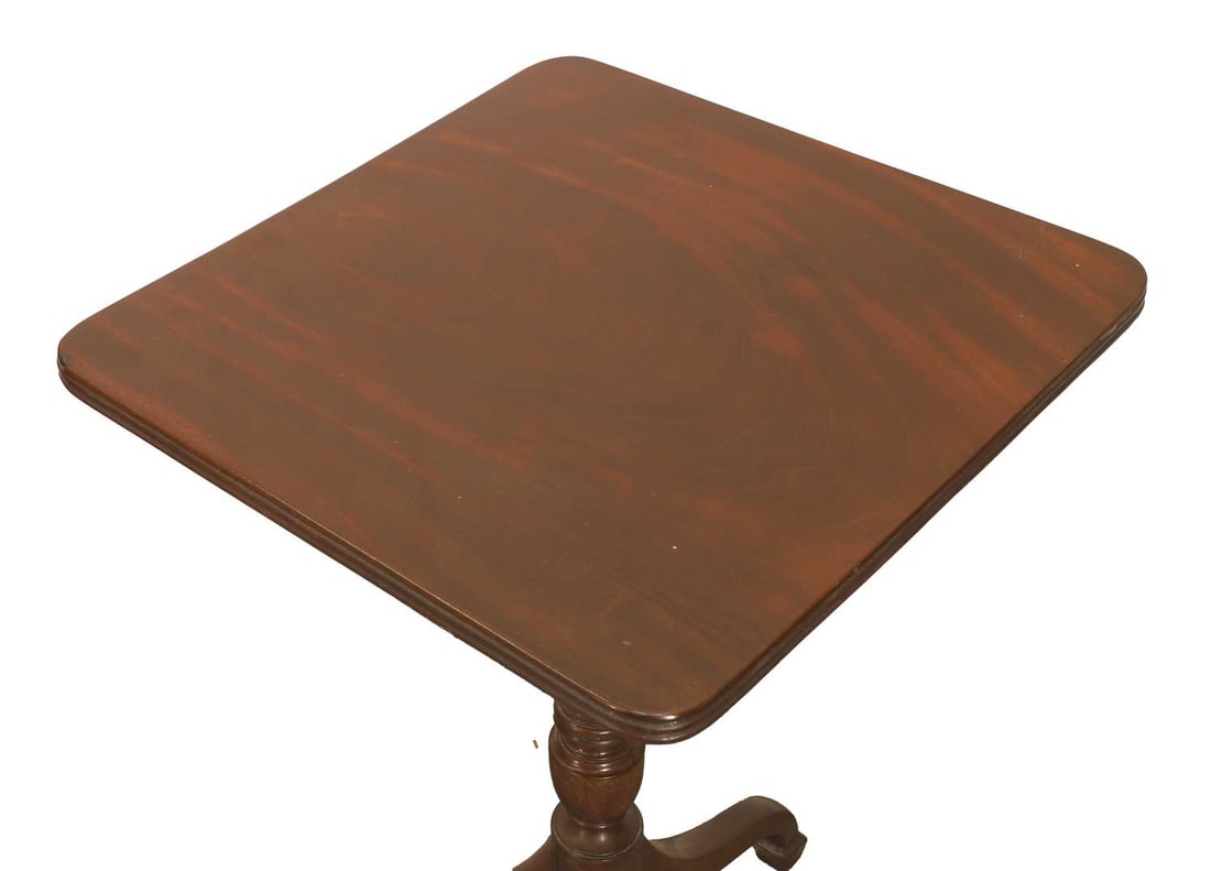 Two tilt top mahogany wine tables, 20th century, - 3