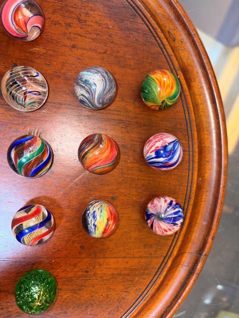A collection of Victorian handmade marbles, 19th century and later - 5