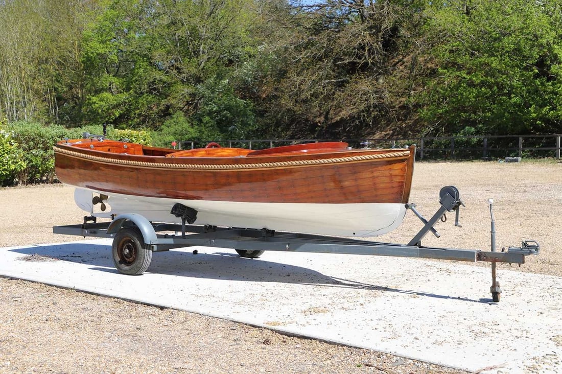 An Edwardian motor launch, by Groves & Guttridge Ltd. of East Cowes, Isle of Wight, circa 1903,: An Edwardian motor launch, by Groves & Guttridge Ltd. of East Cowes, Isle of Wight, circa 1903, extensively restored in previous years, it is of carvel construction, with mahogany planking on oak ribs
