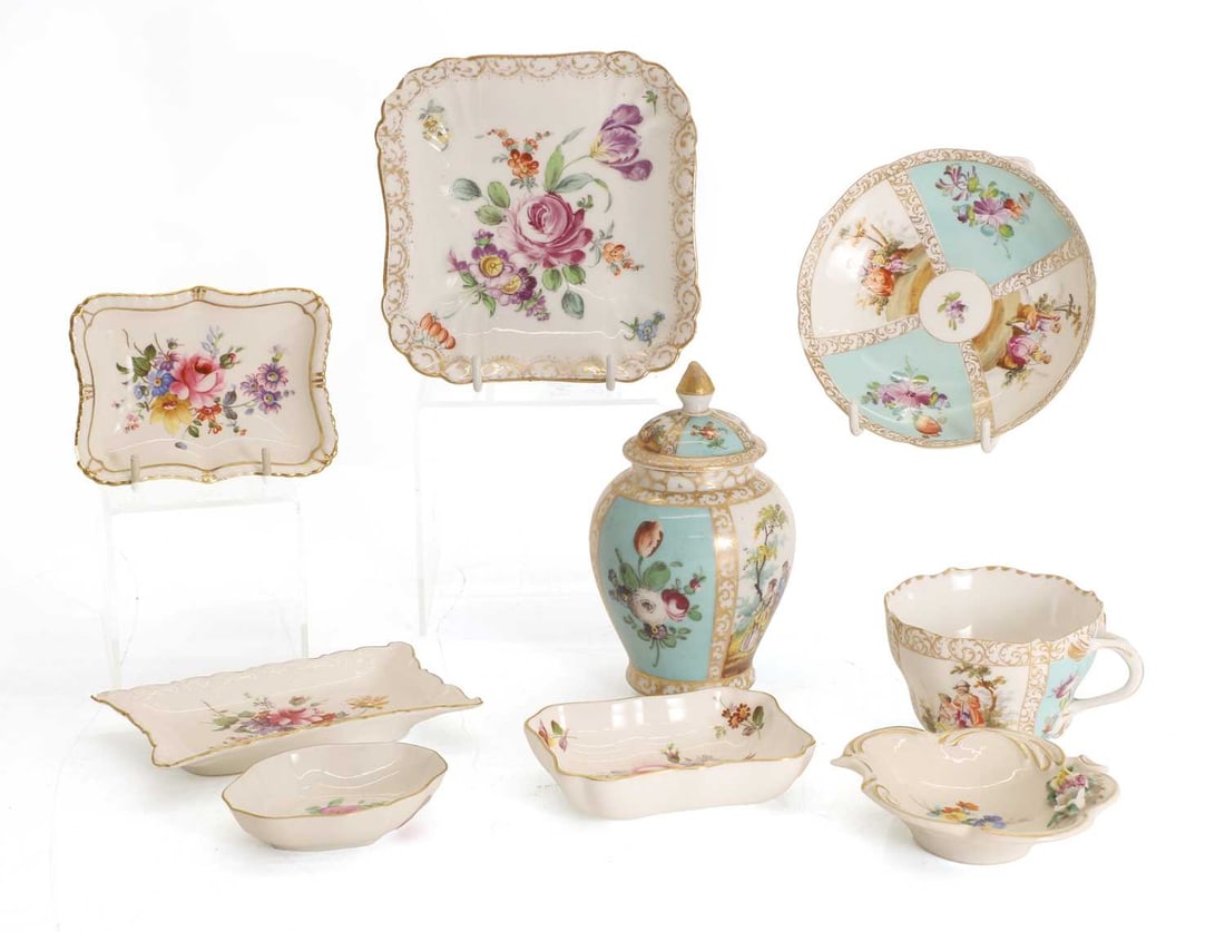 A collection of porcelain pieces, (1 of 2)