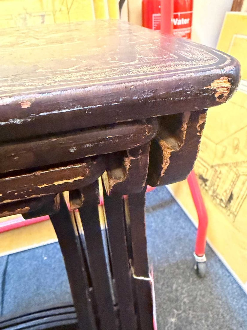 A quartetto of four lacquered tables, late 19th century, - 6