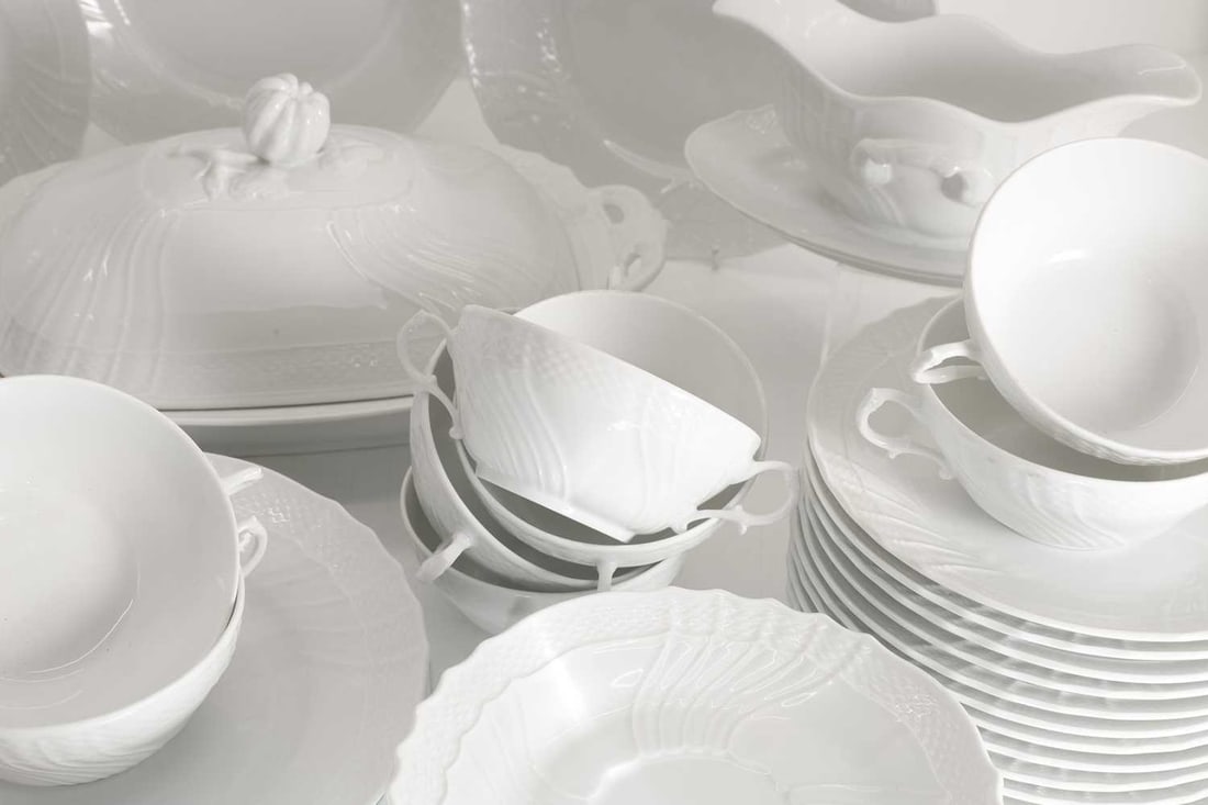 A Richard Ginori porcelain dinner service, 20th century, - 5