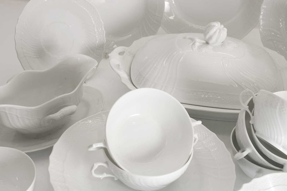 A Richard Ginori porcelain dinner service, 20th century, - 6