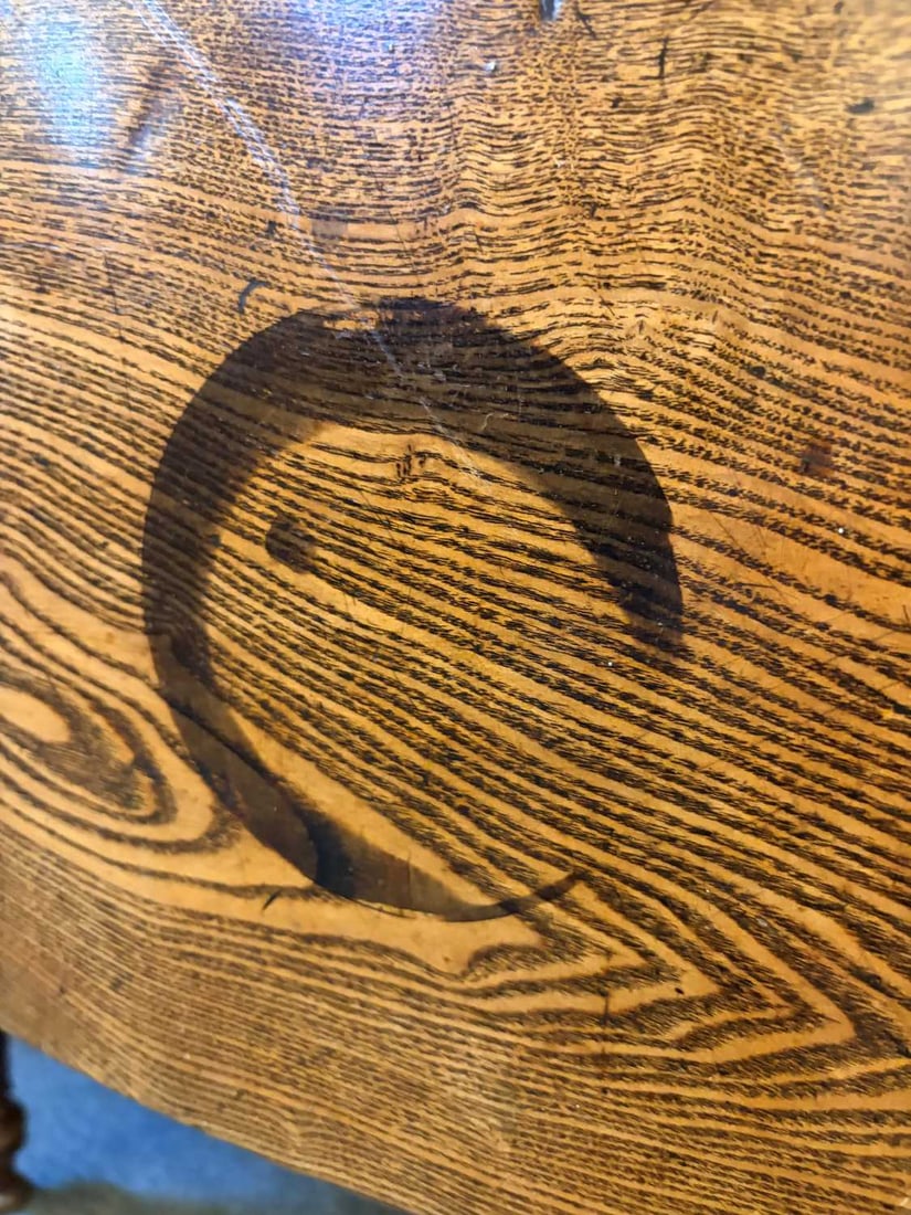 An elm farmhouse drop leaf table, 19th century, French, - 3