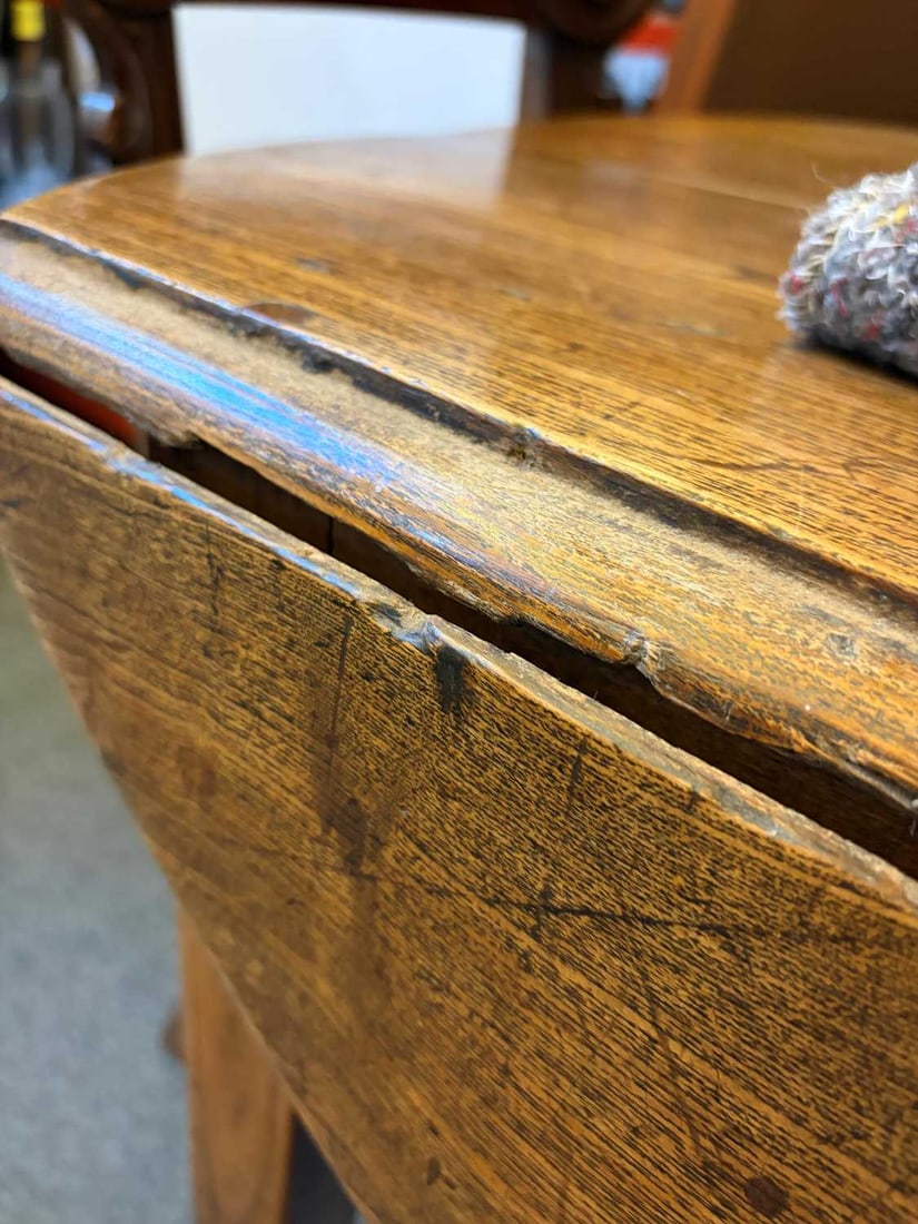An elm farmhouse drop leaf table, 19th century, French, - 5