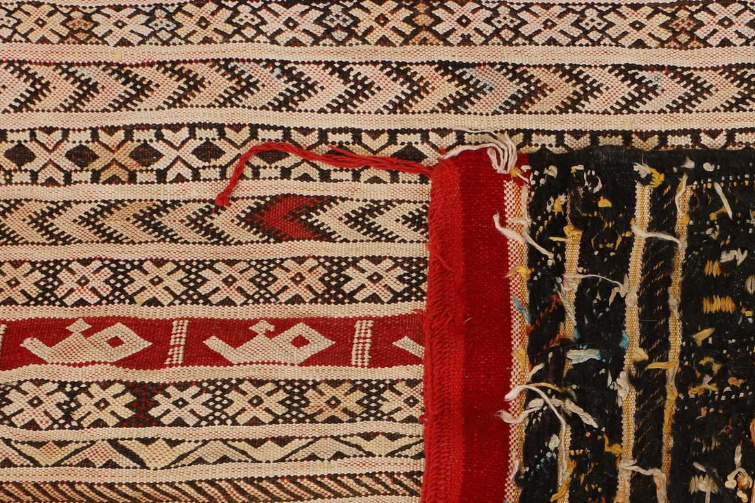 A kilim flatweave rug, 20th century, - 3