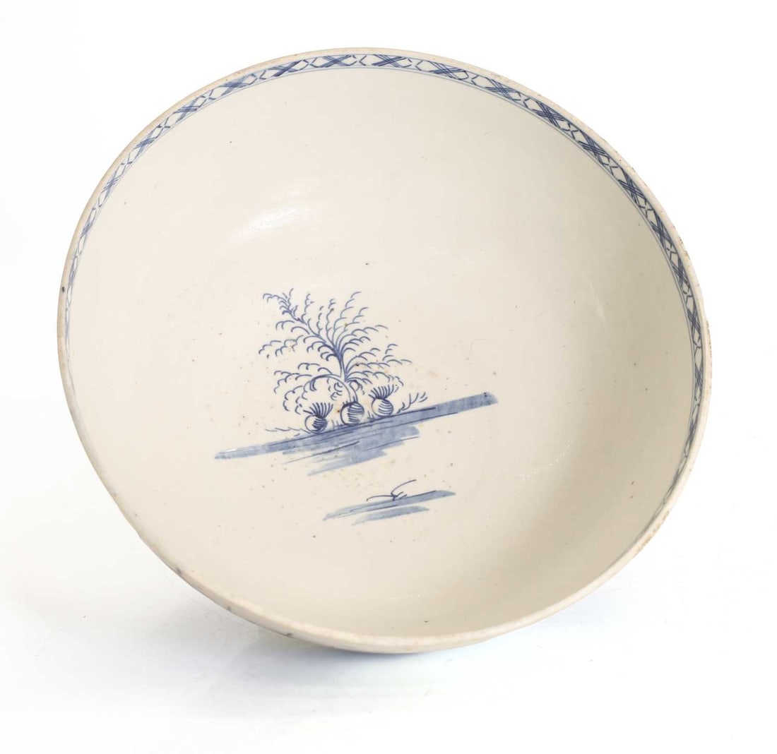 A Worcester blue and white bowl, mid 18th century, - 2