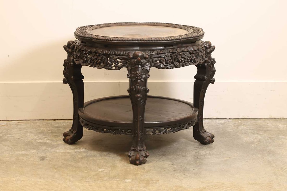 A Chinese low table, 19th / 20th century, - 2