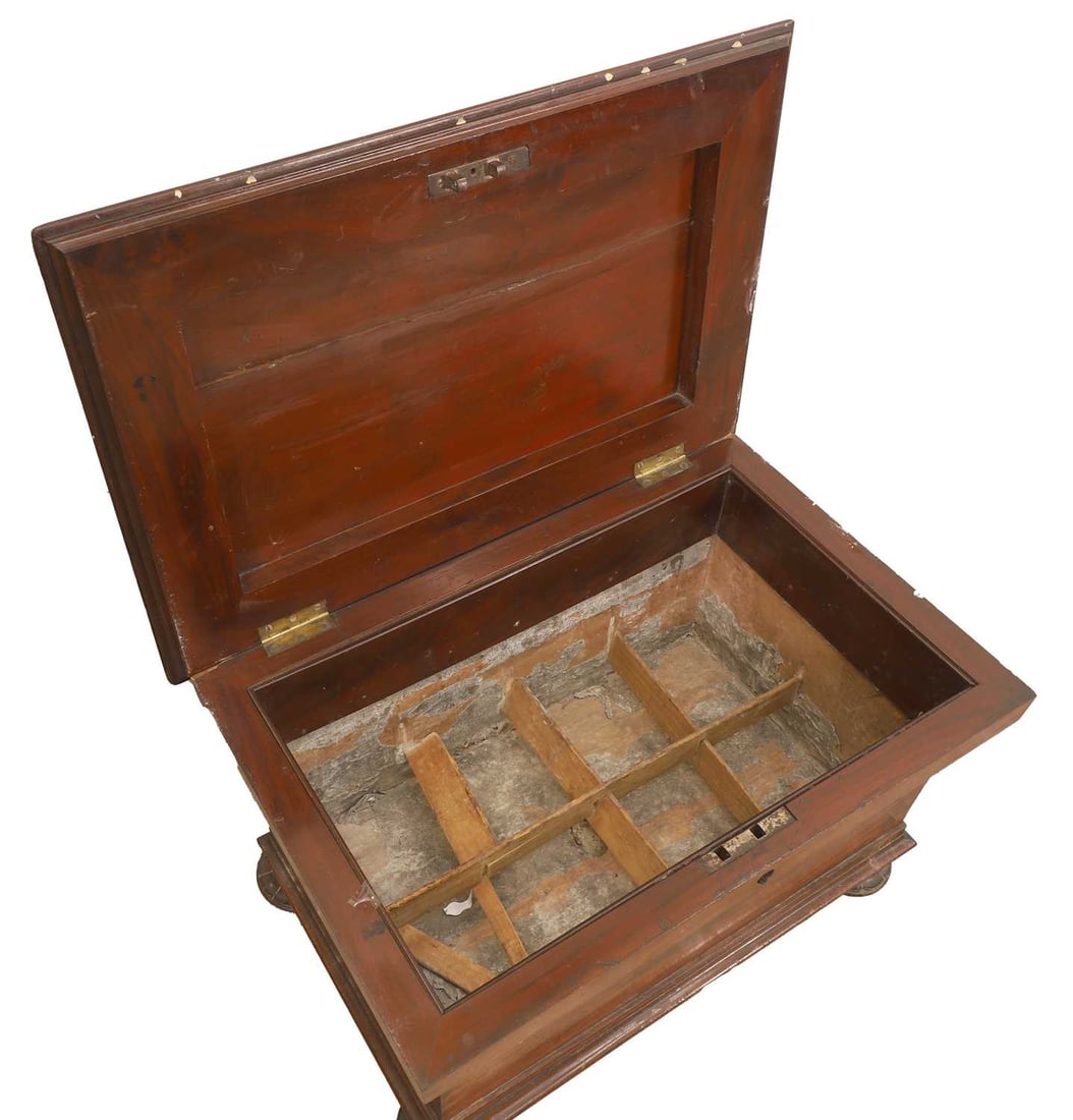 A George III mahogany cellarette, 19th century, - 2
