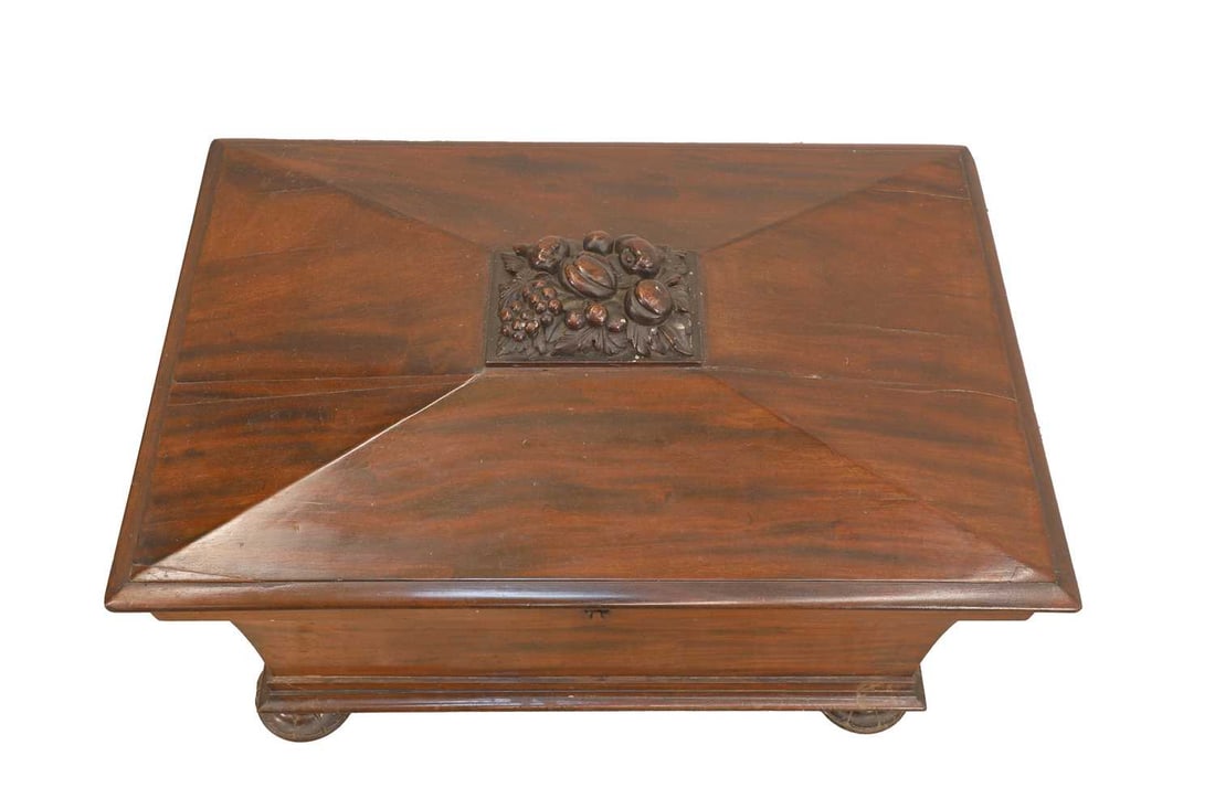 A George III mahogany cellarette, 19th century, - 3