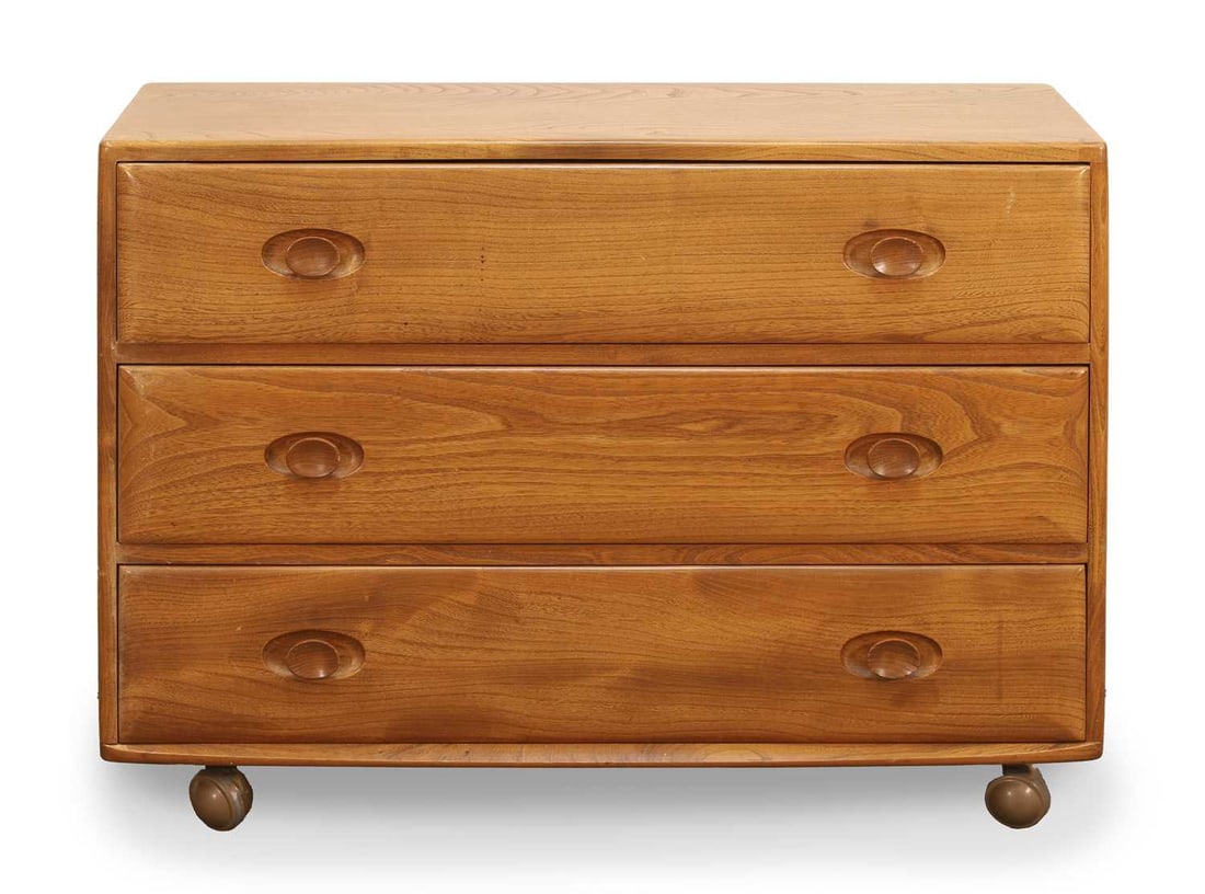 A pair of Ercol 'Windsor' chest of drawers, circa 1960s, designed by Lucian Ercolani, - 4