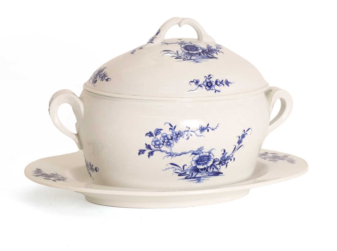 A Tournai lidded tureen dish and stand, (1 of 2)