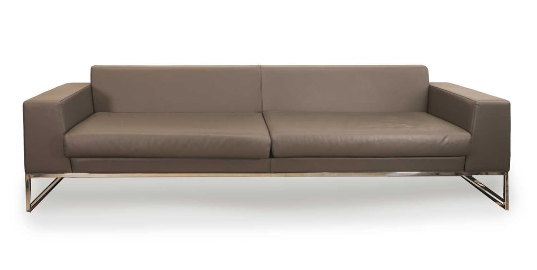 Boss Design leather settee, of modern manufacture, (1 of 2)