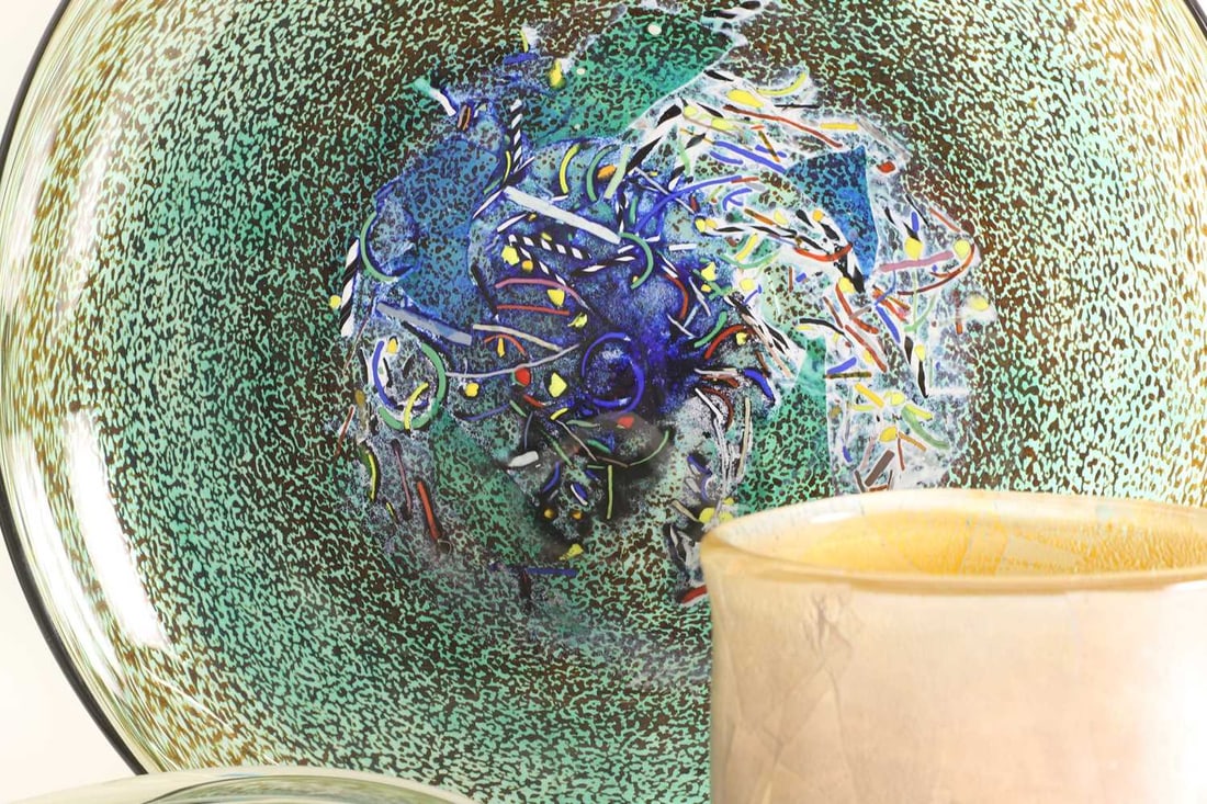 A collection of glass items late 20th century and later, - 3