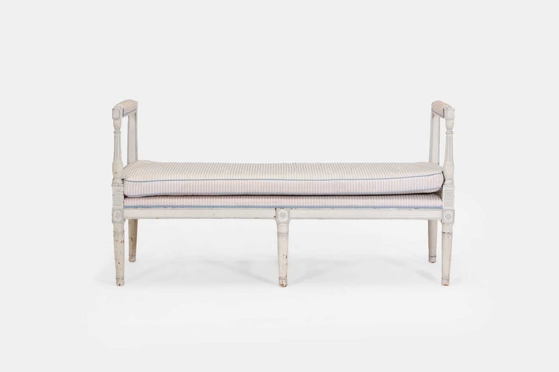 A painted wooden window seat or bench, late 18th century, (1 of 3)