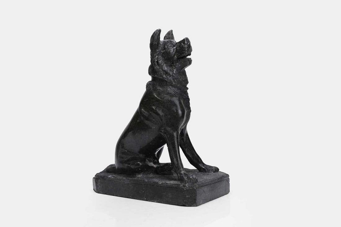 A grand tour serpentine marble figure of the Jennings Dog, late 19th/early 20th century, after the (1 of 3)