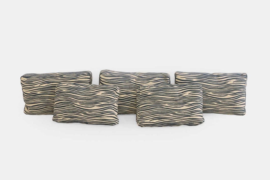 A group of five cushions, of recent manufacture, (1 of 2)