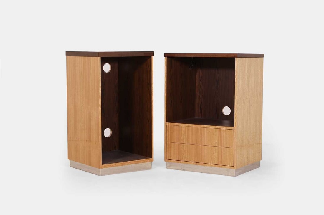 A set of two bespoke David Linley satinwood cabinets, of recent manufacture, (1 of 3)