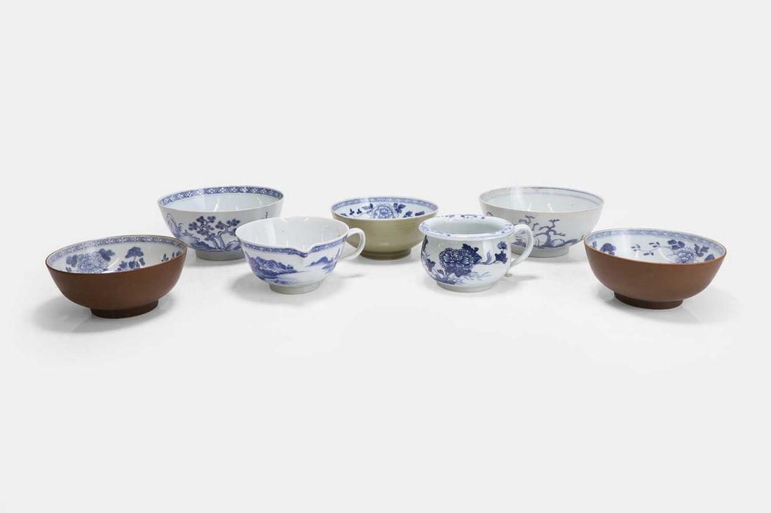 A collection of 'Nanking Cargo' porcelain, Qing dynasty, circa 1750, Chinese, (1 of 2)
