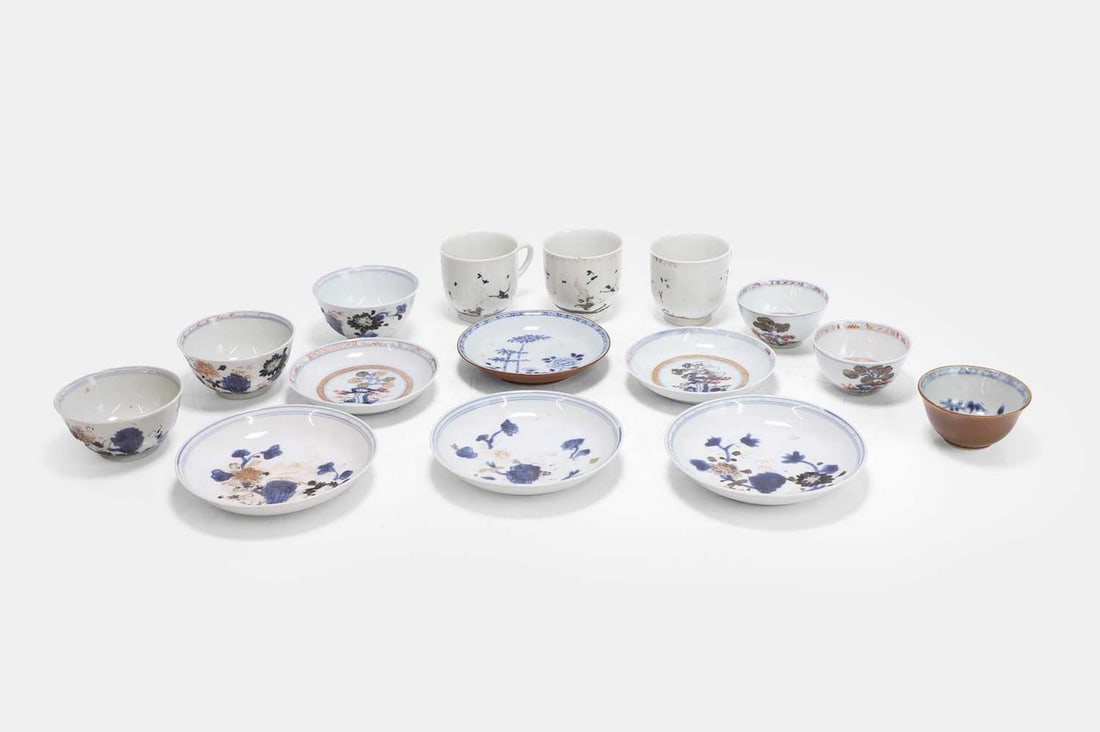 A collection of 'Nanking Cargo' blue and white porcelain, Qing dynasty, circa 1750, Chinese, (1 of 2)