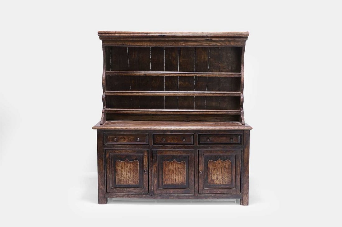 An apprentice oak Welsh dresser, late 19th/early 20th century, (1 of 4)