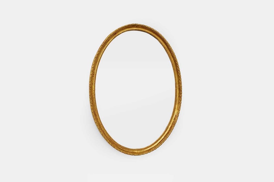 A small George III-style giltwood oval mirror, late 19th/early 20th century, (1 of 3)