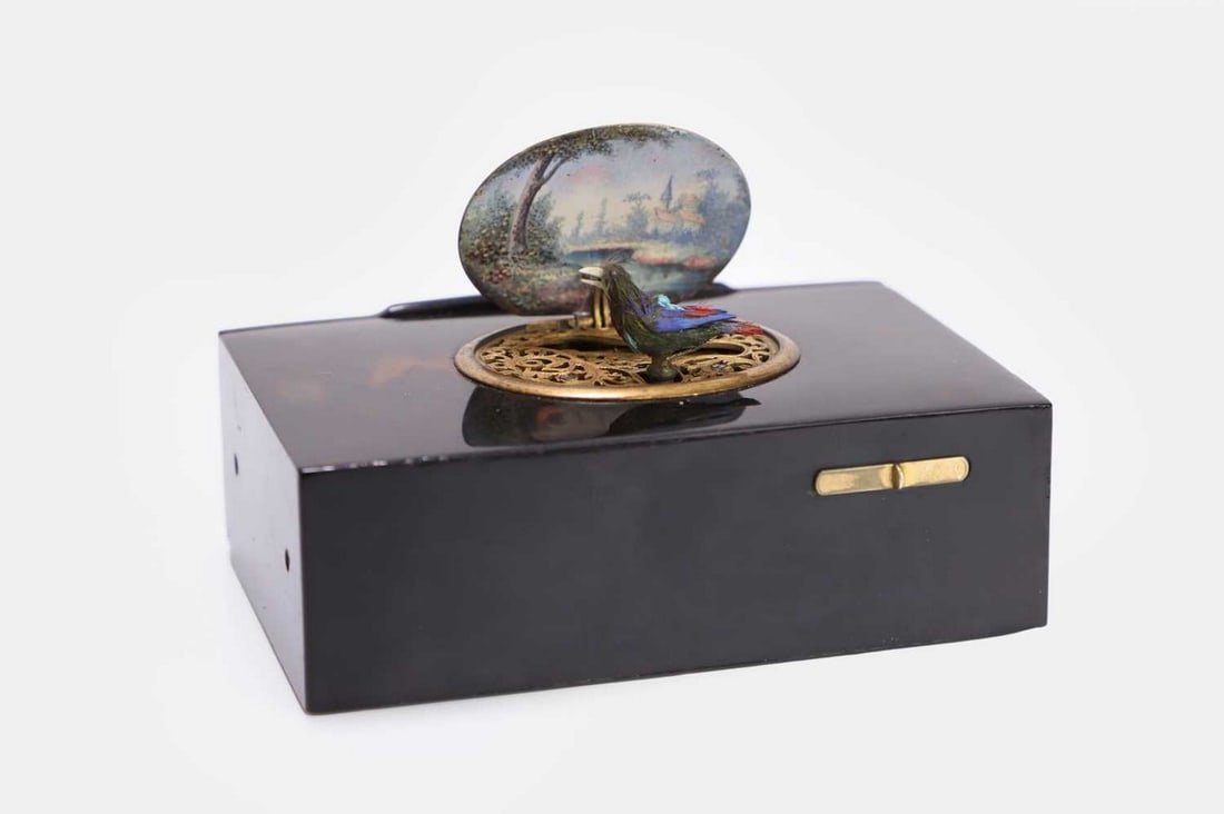A tortoiseshell cased singing-bird box, circa 1860, by Charles Bruguier, Geneva, (1 of 6)