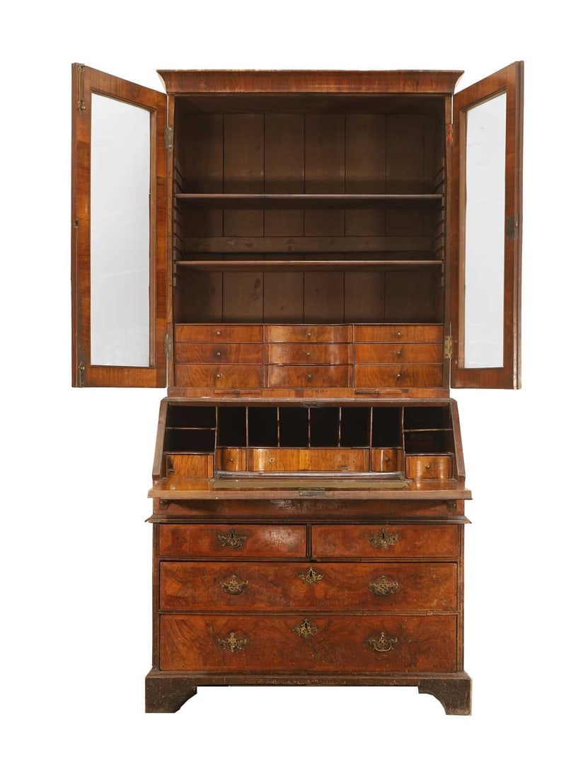 A Queen Anne walnut bureau, early 18th century, - 2