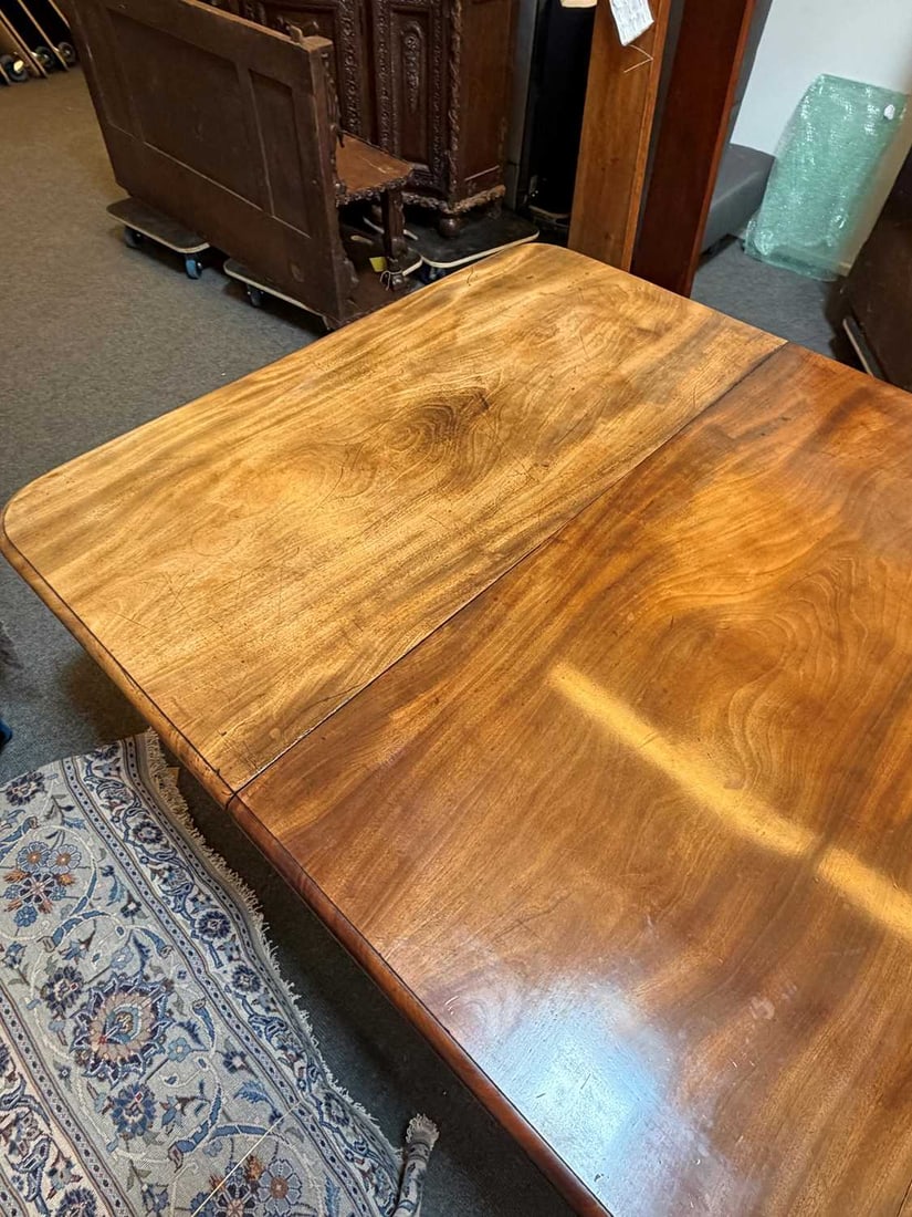 A William IV mahogany extending dining table, second quarter 19th century, - 5