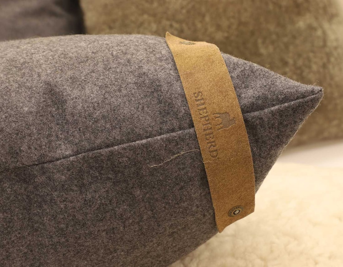 Six wool cushions by Shepherd of Sweden, of recent manufacture - 2