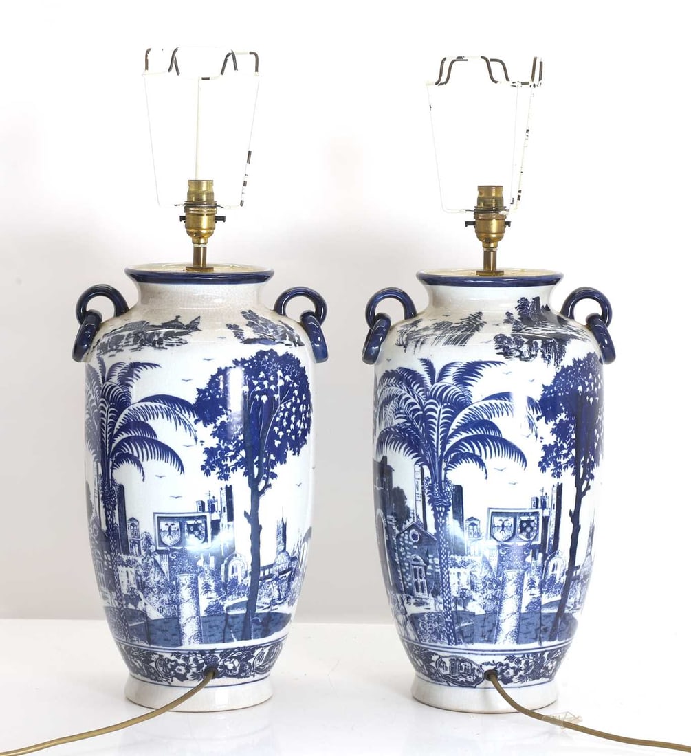 A pair of large blue and white porcelain table lamps, of recent manufacture, - 2