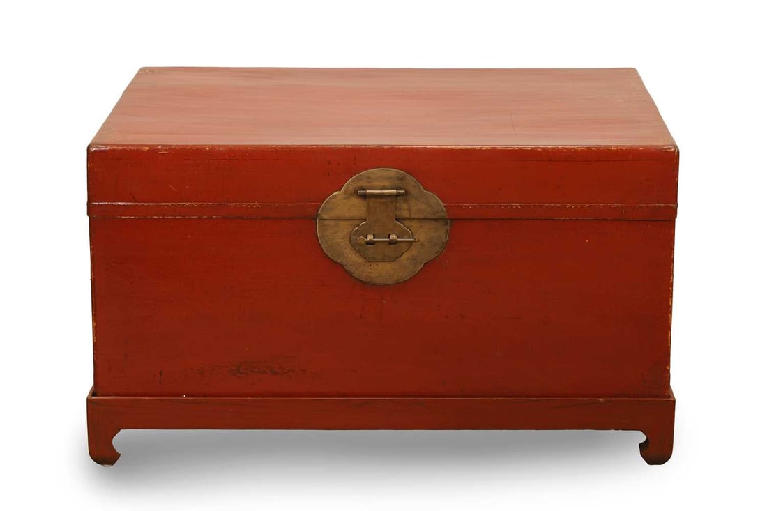 A small Chinese red lacquer trunk, 20th century, (1 of 2)