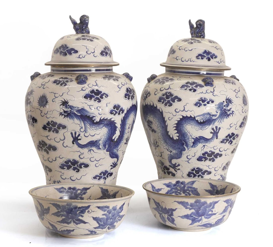 A pair of large blue and white porcelain jars and covers, of recent manufacture, - 2