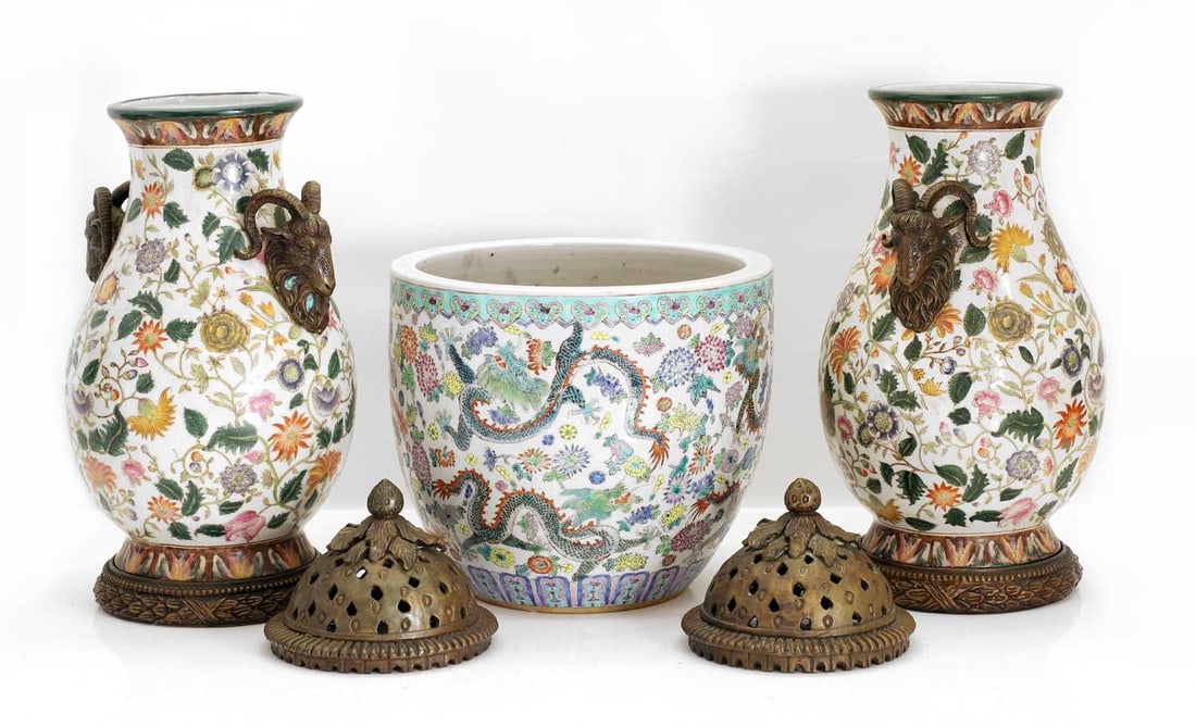 A group of modern ceramics, 20th century, - 2