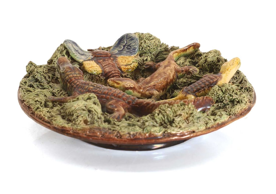 A Mafra Caldas Pottery dish, circa 1900, - 2