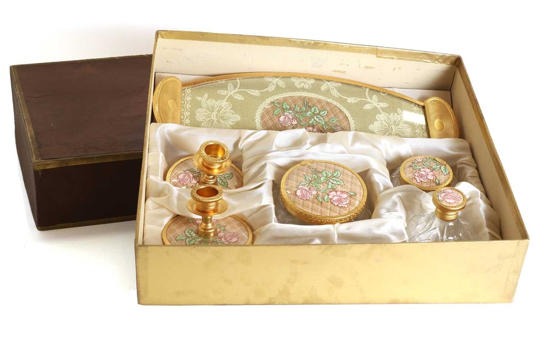 A boxed dressing table set, 20th century, - 2