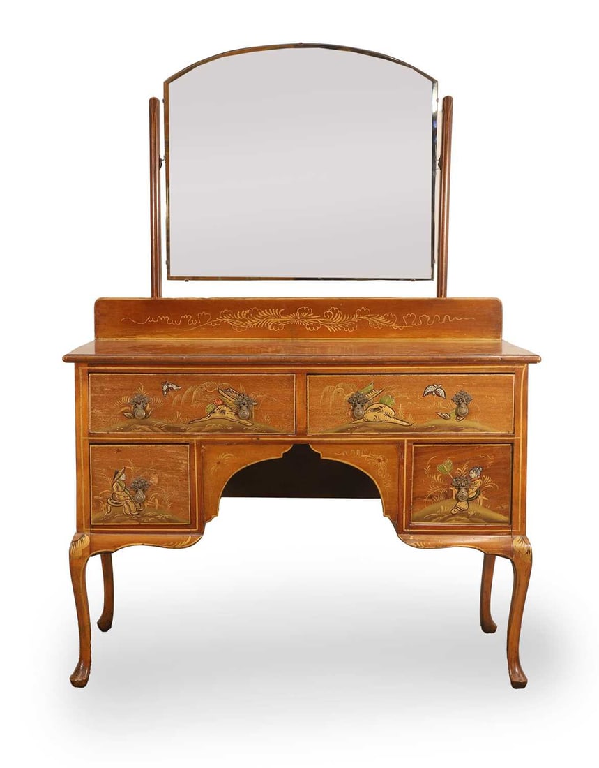 An Art Deco chinoiserie-style decorated bedroom suite, circa 1920s, - 2