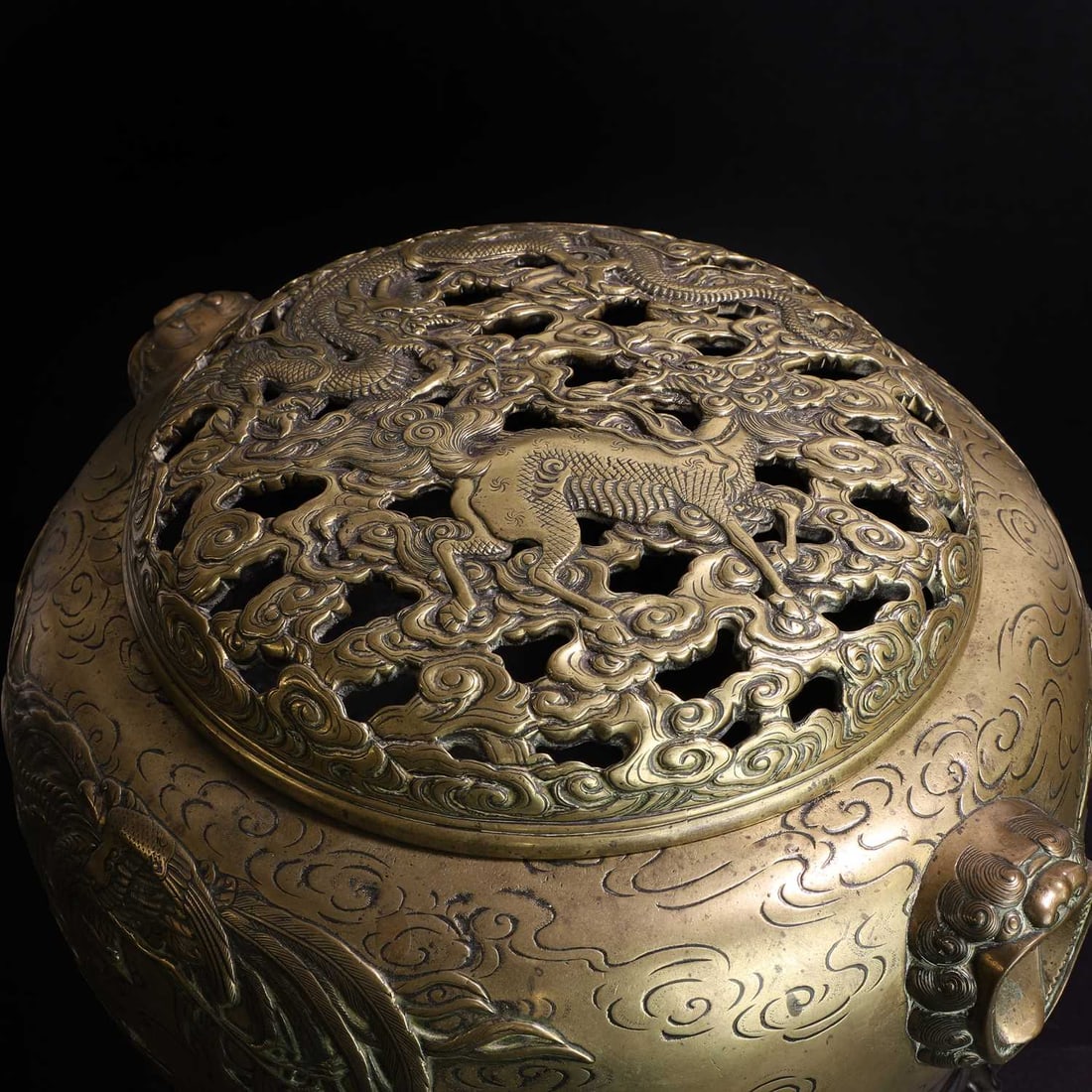 A large Japanese bronze koro, - 2