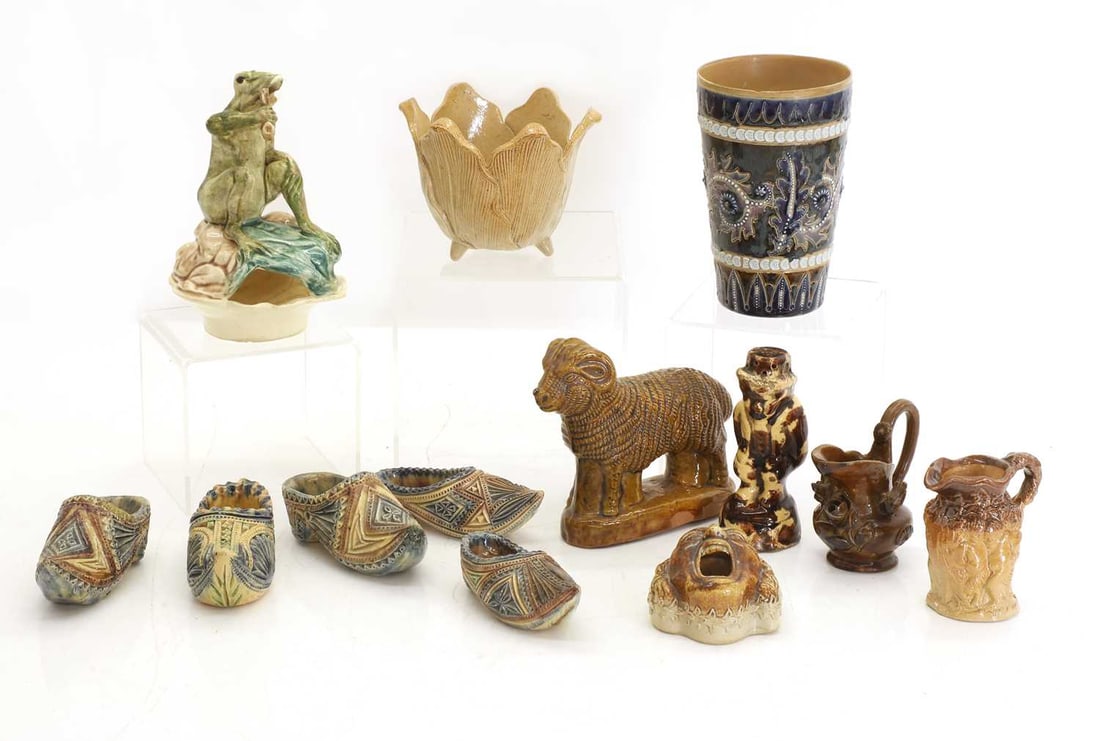 A salt glazed stoneware inkwell, 19th century, (1 of 1)