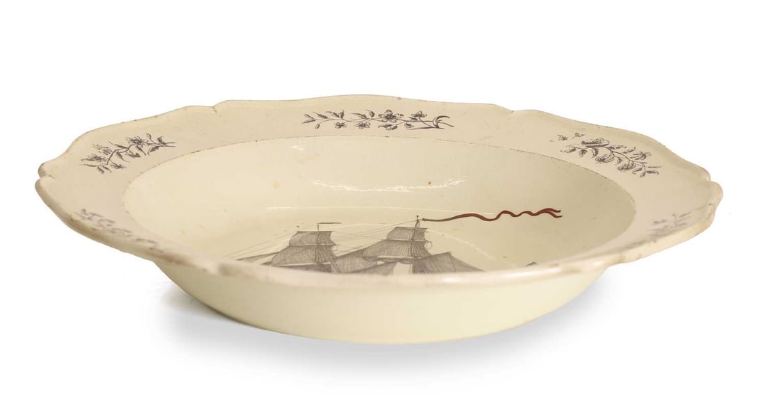 A Creamware soup bowl, 19th century, - 2