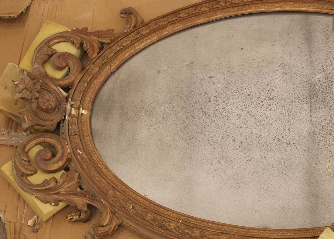 An oval giltwood and gesso mirror, - 3