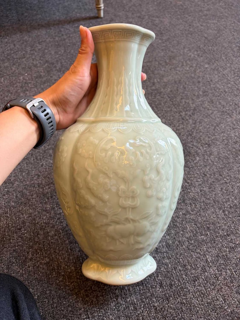 A Chinese celadon glazed vase, - 5