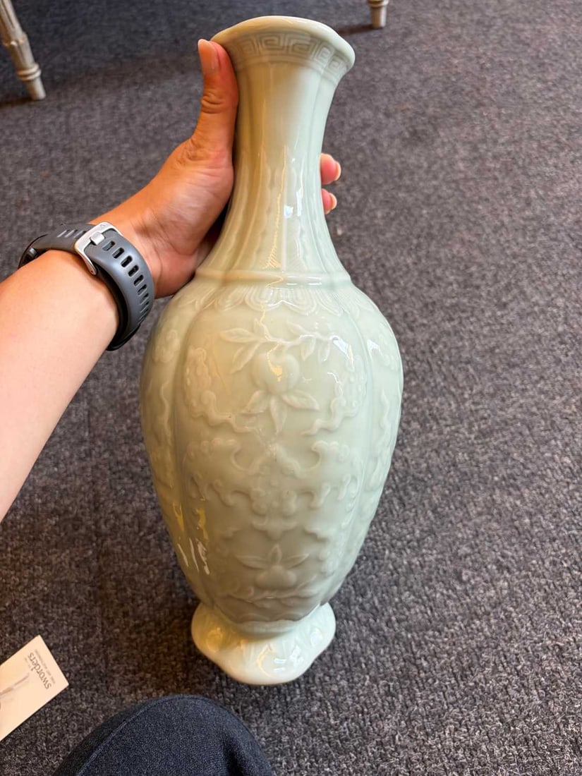 A Chinese celadon glazed vase, - 6
