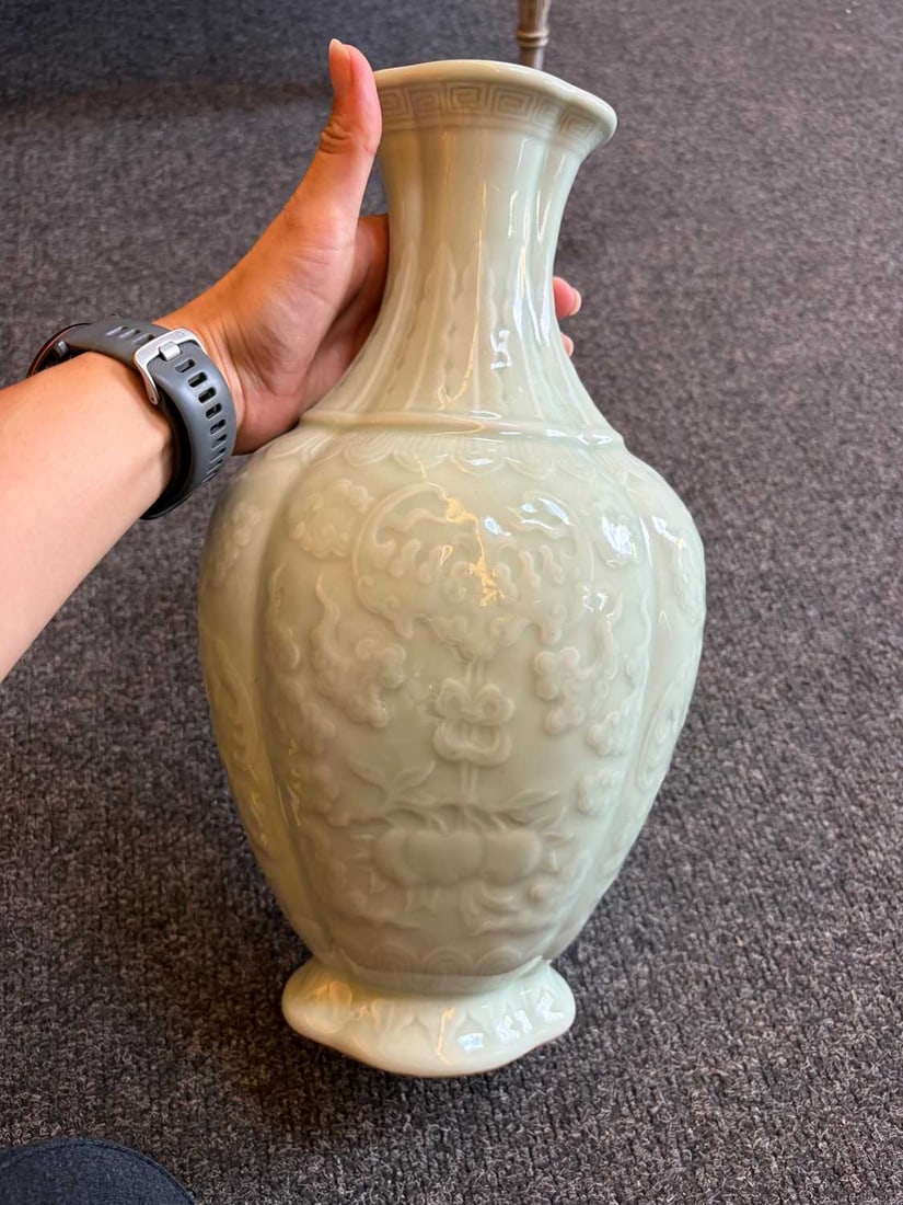 A Chinese celadon glazed vase, - 8