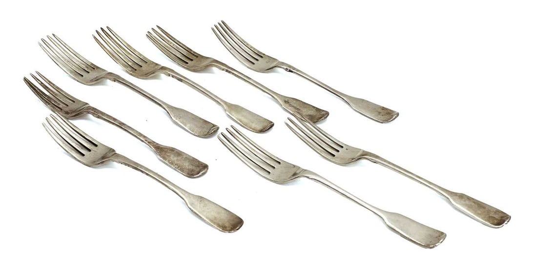 A collection of Victorian and Georgian silver dessert forks, (1 of 1)