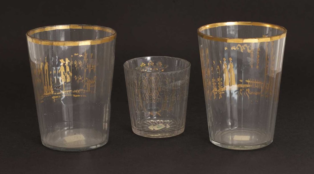 A pair of glass beakers, circa 1800, probably Bohemian, decorated in the style of James Giles, - 2