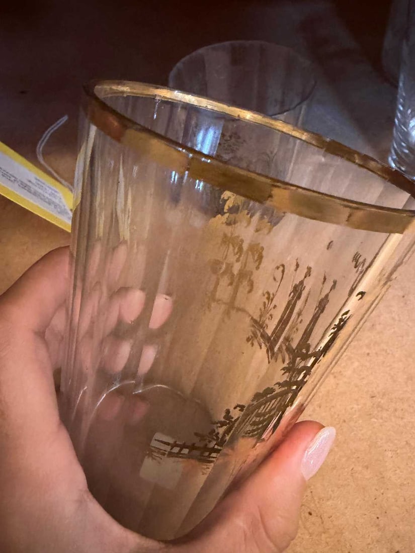 A pair of glass beakers, circa 1800, probably Bohemian, decorated in the style of James Giles, - 9