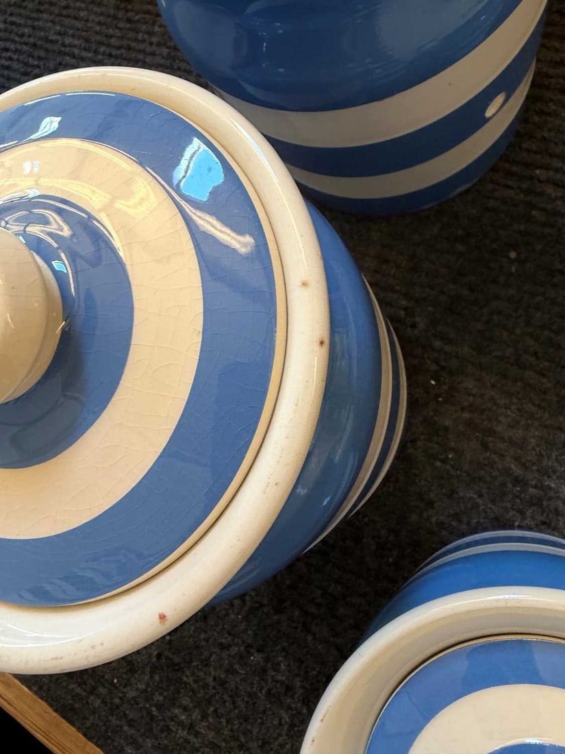 An extensive set of T G Green Cornish ware items, 20th century, - 10