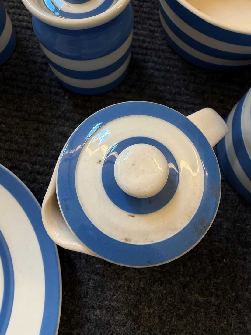An extensive set of T G Green Cornish ware items, 20th century, - 2