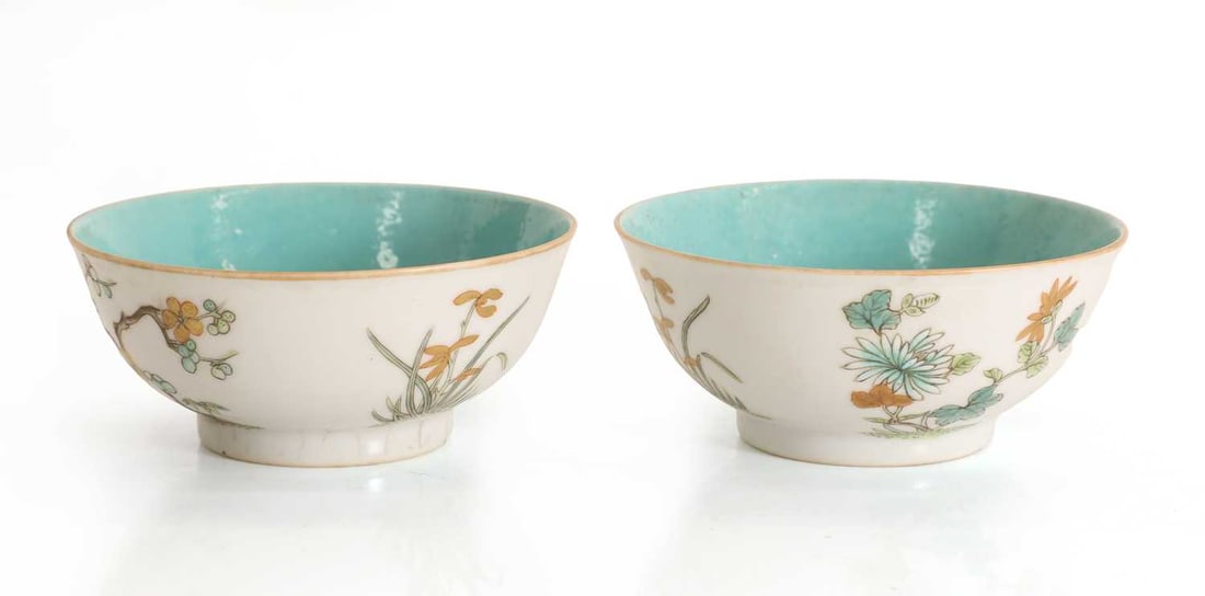 A pair of Chinese enamelled teabowls, - 2